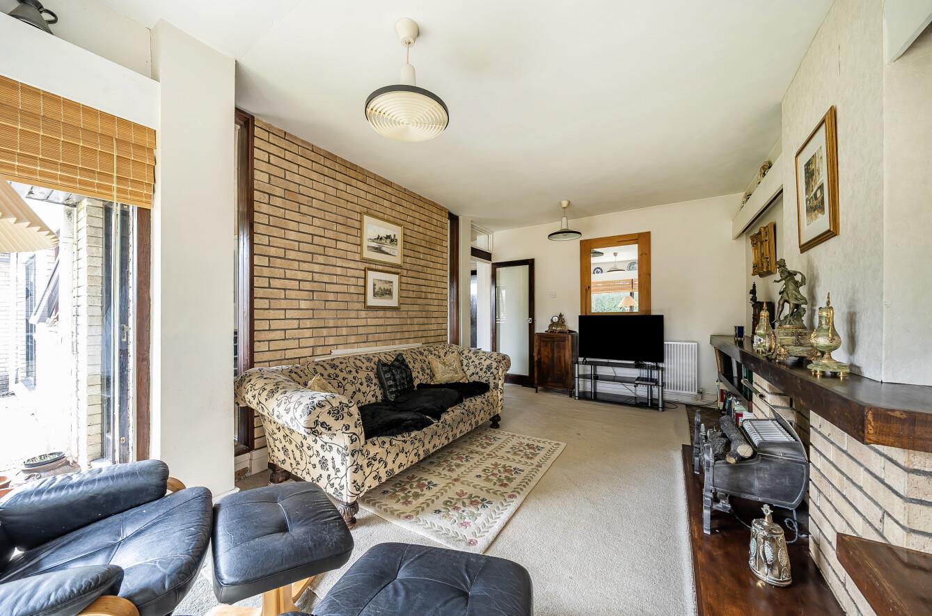 Warborough Close, Llanelli, SA15 3LH